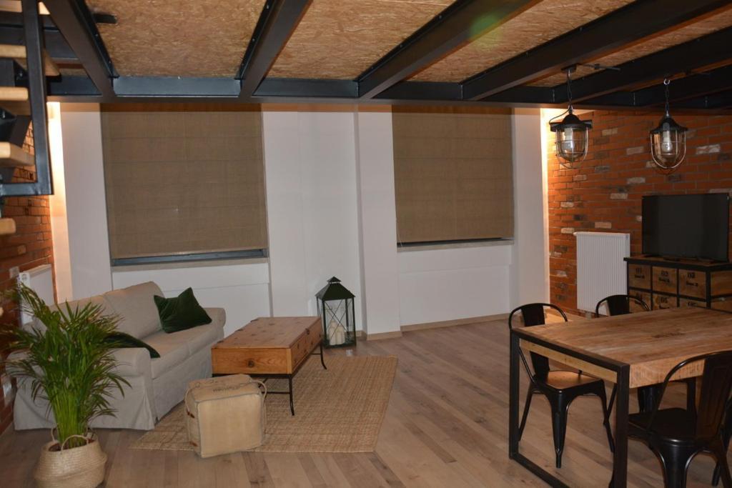 Loftstyle Apartament 2 ジラルドゥフ エクステリア 写真